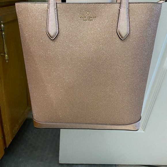 Rose Gold Kate spade purse - Picture 2 of 5
